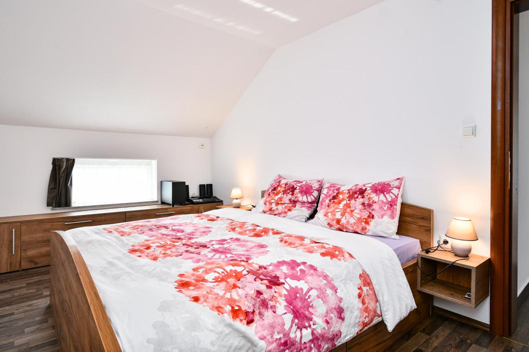 Apartman Lavanda Sa Bazenom I Okucnicom 4* Hreljin Εξωτερικό φωτογραφία